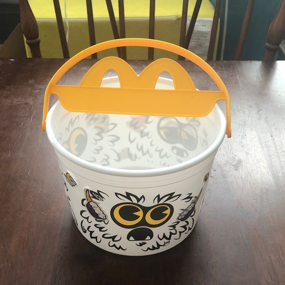 🧡 McDonald's Halloween Monsters Bucket